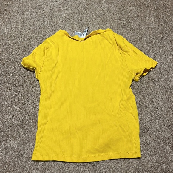 Used yellow Divided t-shirt - Picture 3 of 3